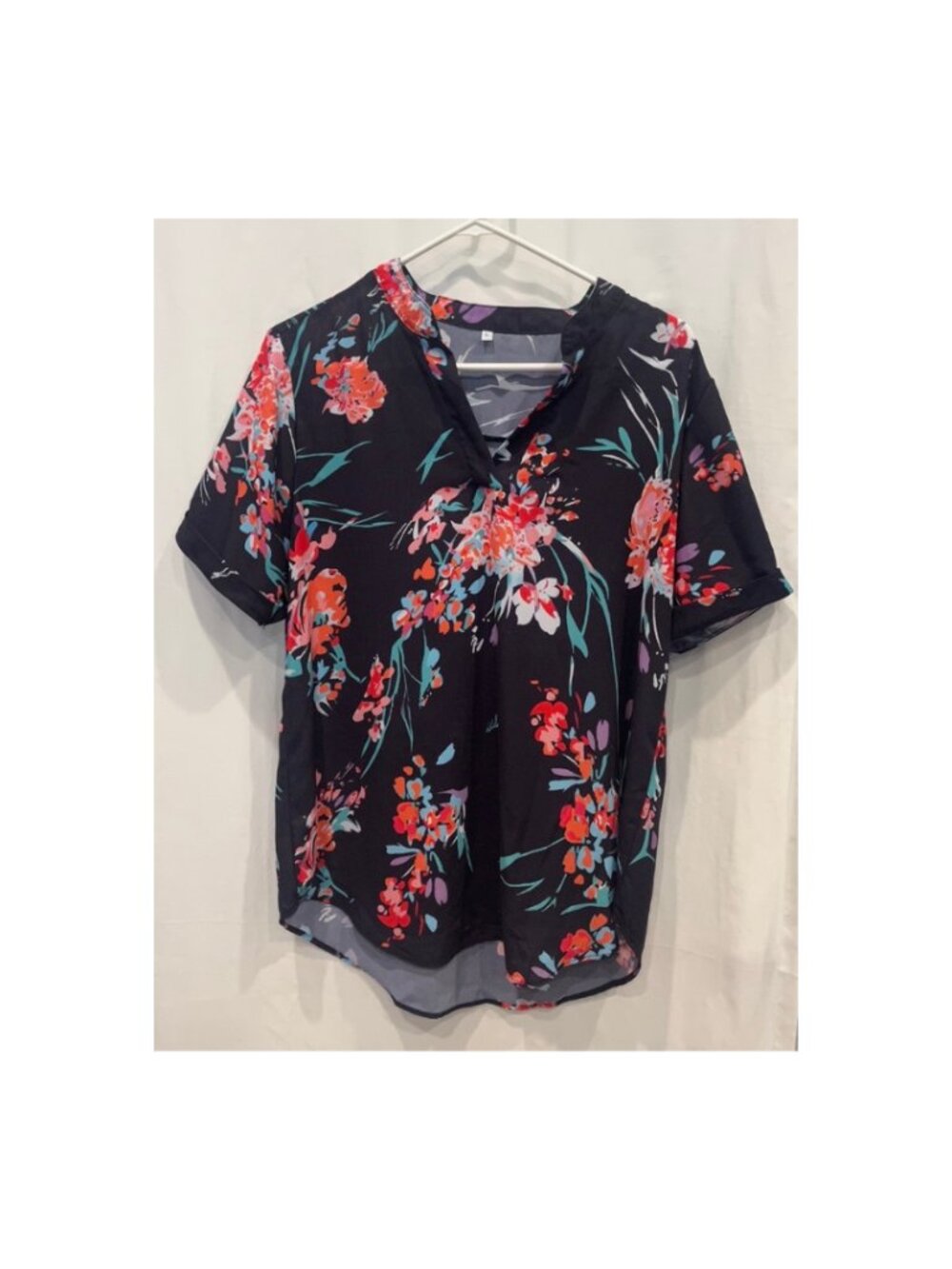 Floral Women’s Blouse Description